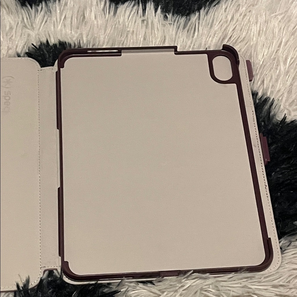 Speck Balance Folio Case for iPad 10th Generation - Picture 4 of 6